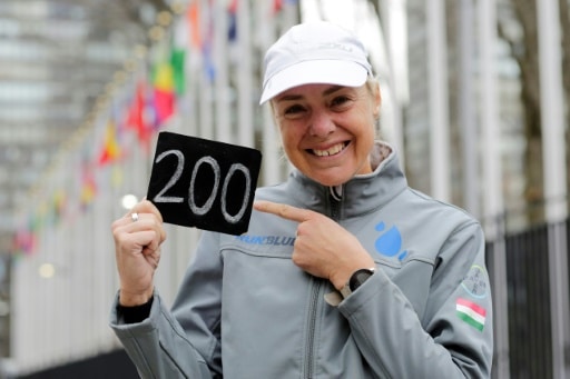 L'Australienne Mina Guli après avoir couru 200 marathons