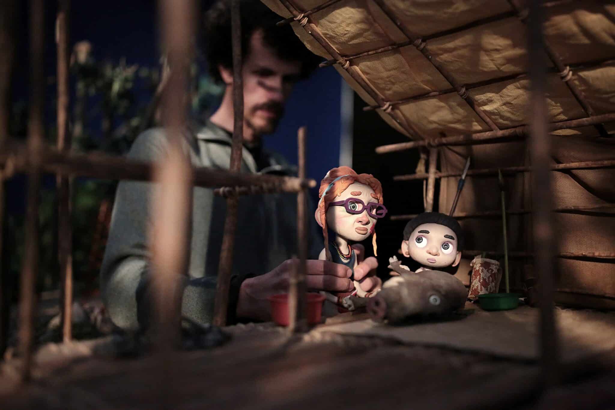 Animation de la marionnette de Jeanne lors du tournage du film Sauvages