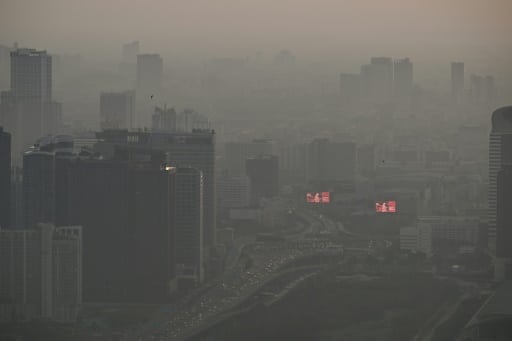 pollution air bangkok fermeture ecoles